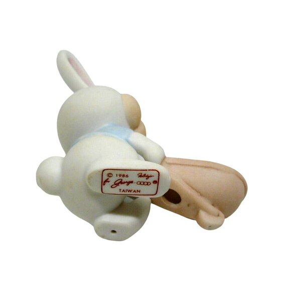 Porcelain Bunny Figurine w Wheelbarrow by George Good 1986 Taiwan Easter Vintage - Picture 4 of 6